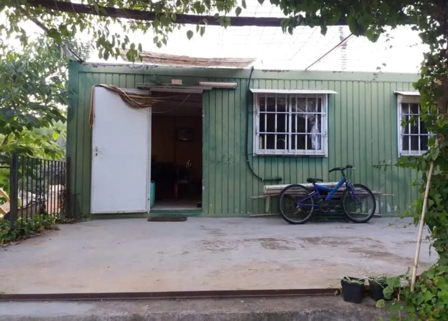Parcela urbanizable en venta en La Llosa de Camacho con caseta