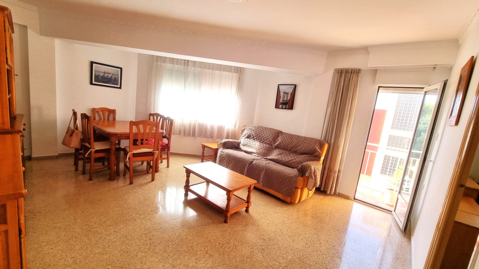 Apartment for sale in Ondara, spacious and bright.