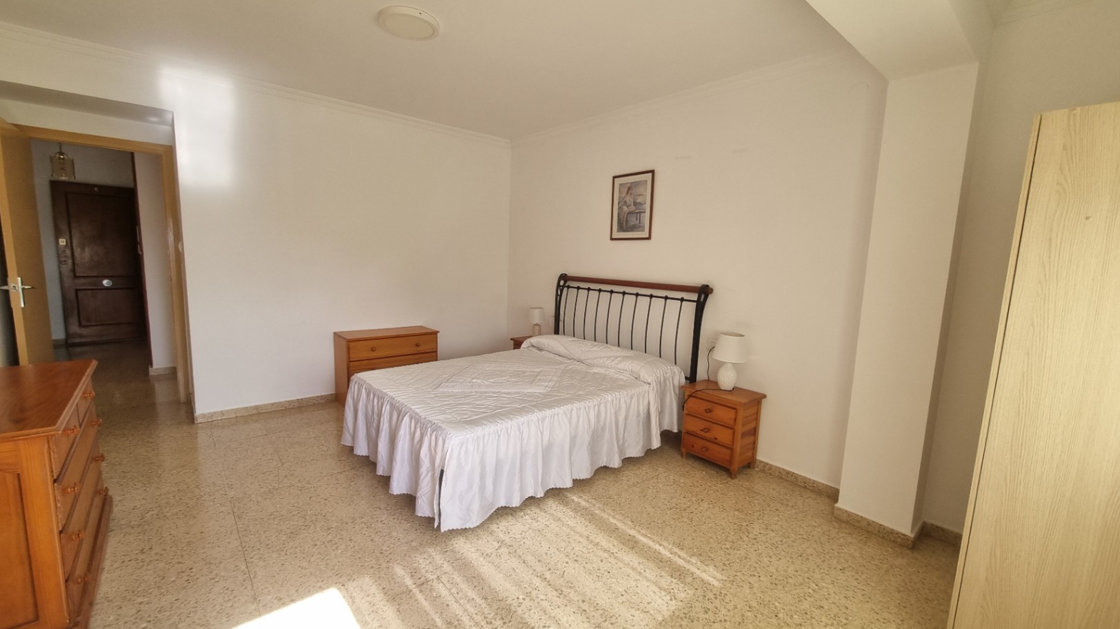 Apartment for sale in Ondara, spacious and bright.