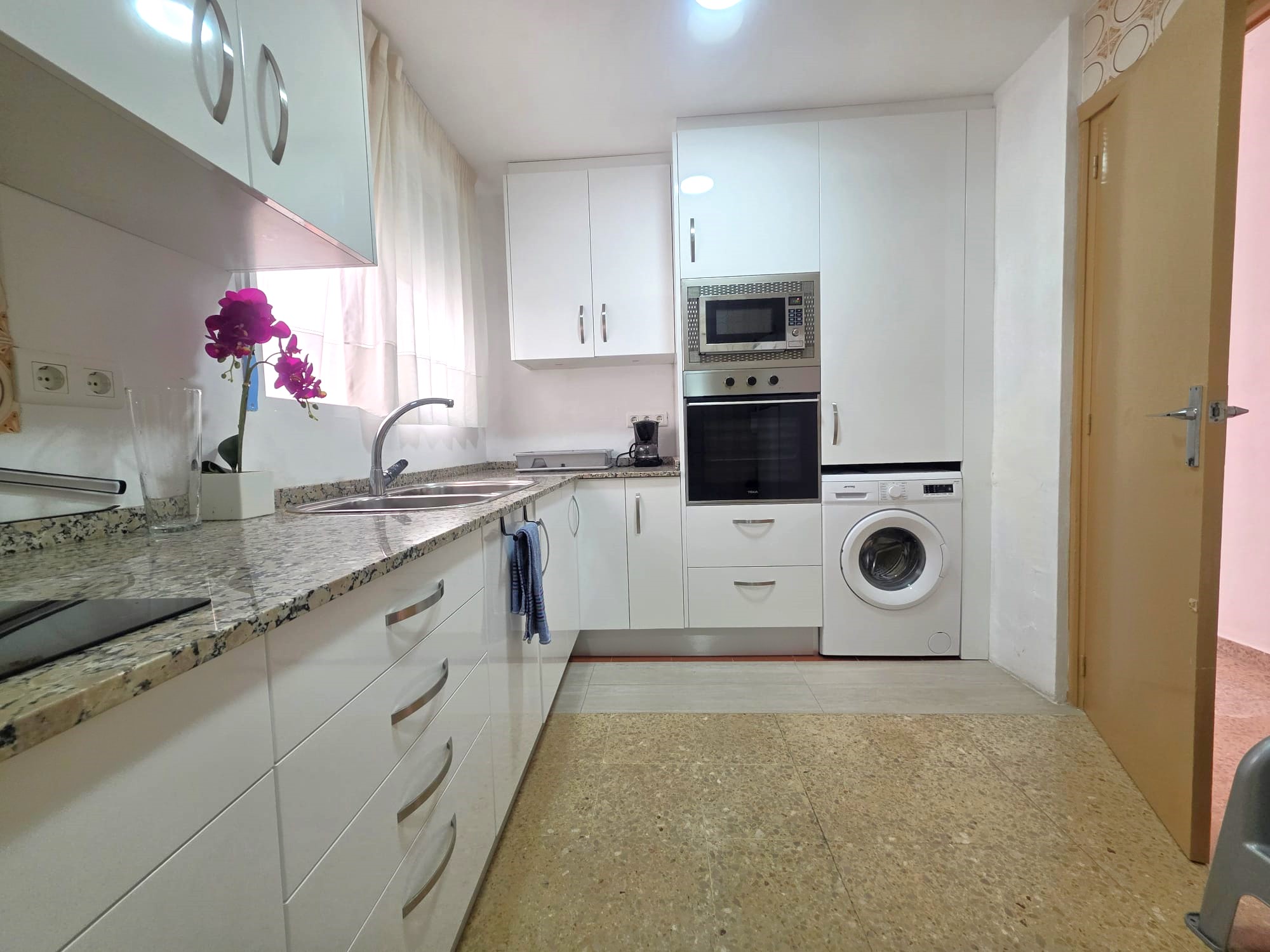 Apartment for sale in Ondara, spacious and bright.