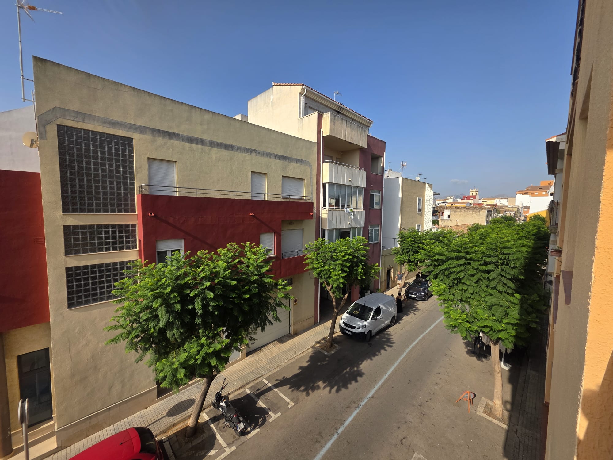 Apartment for sale in Ondara, spacious and bright.
