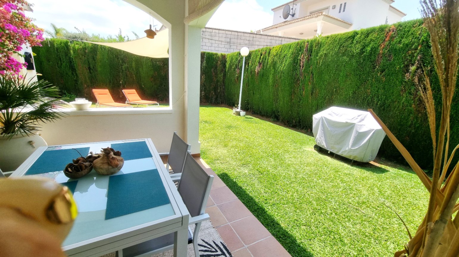 Casa adosada en venta en Beniarbeig