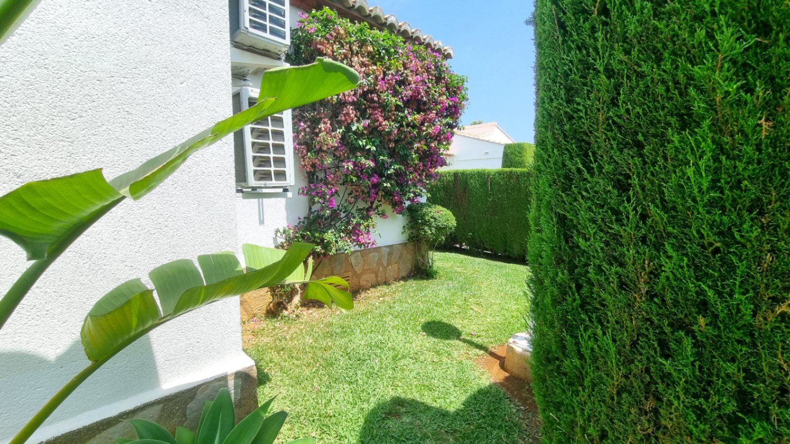 Casa adosada en venta en Beniarbeig