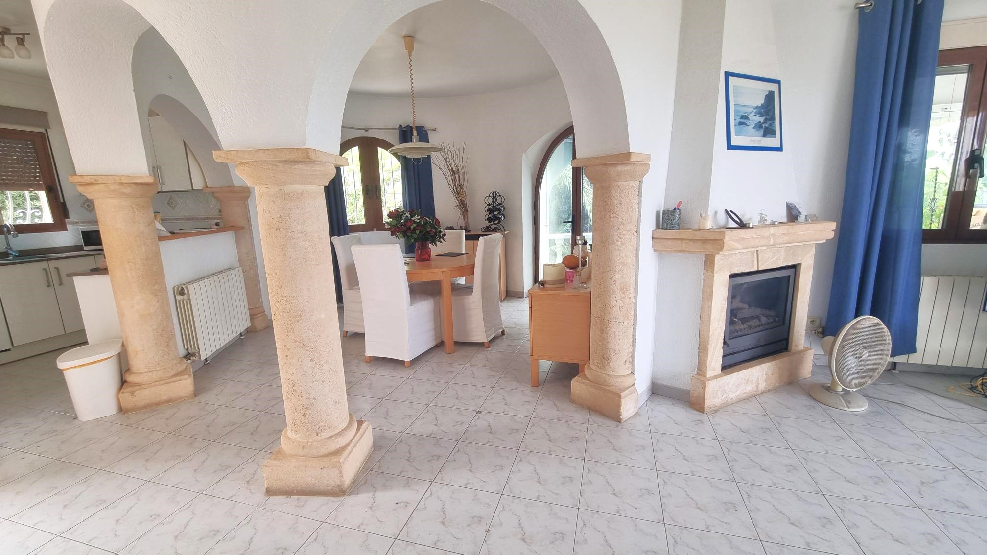 Villa en venta en Dénia con vistas al mar