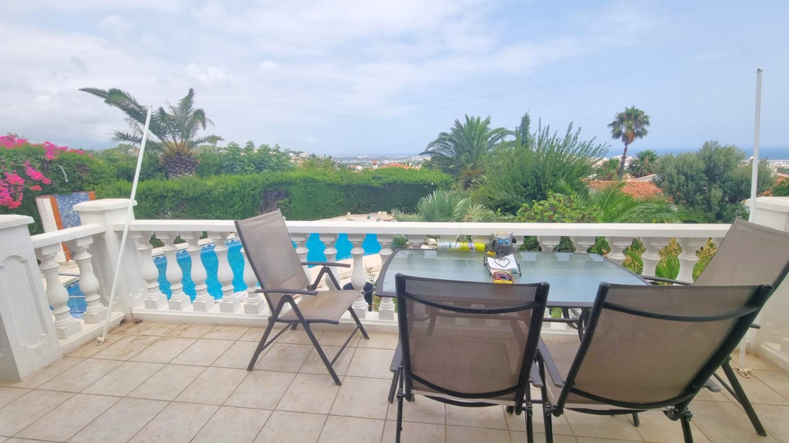 Villa en venta en Dénia con vistas al mar