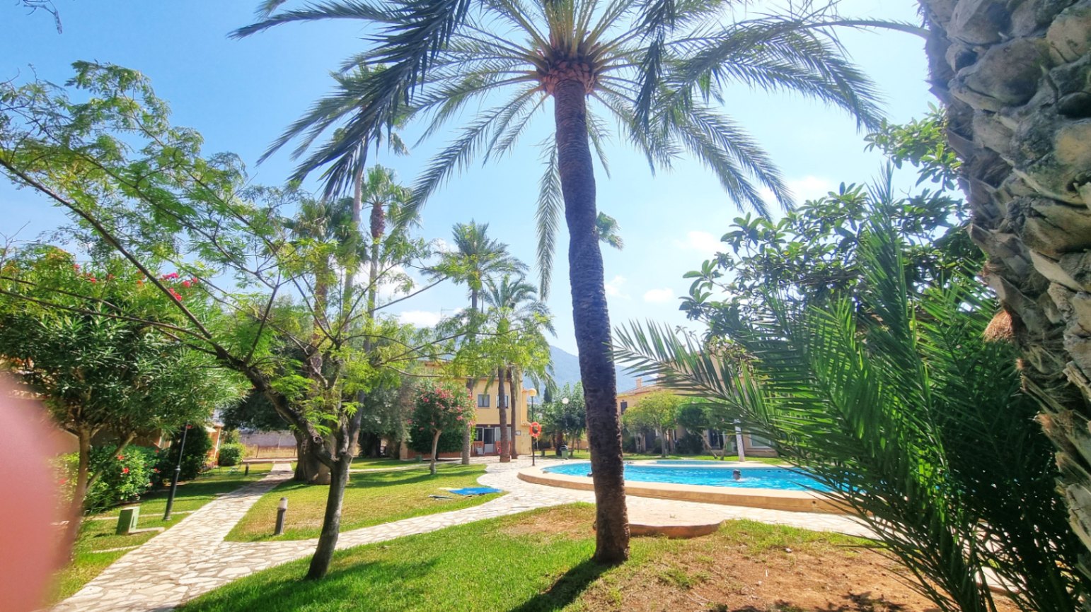 Adosado dúplex a un paso de la ciudad de Dénia.