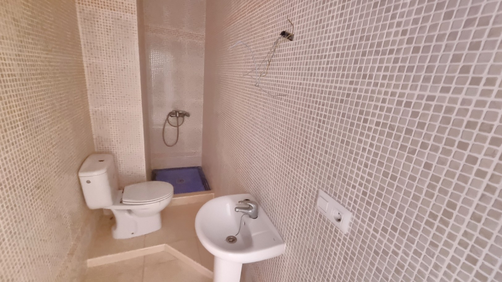 Amplio piso en venta en el centro de Ondara con gran terraza privada