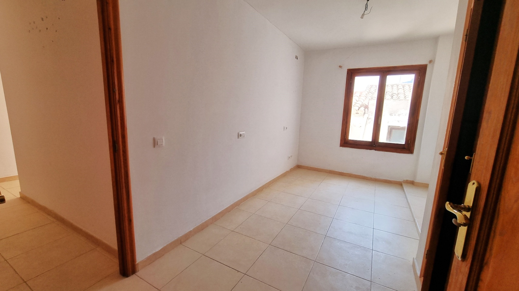 Amplio piso en venta en el centro de Ondara con gran terraza privada
