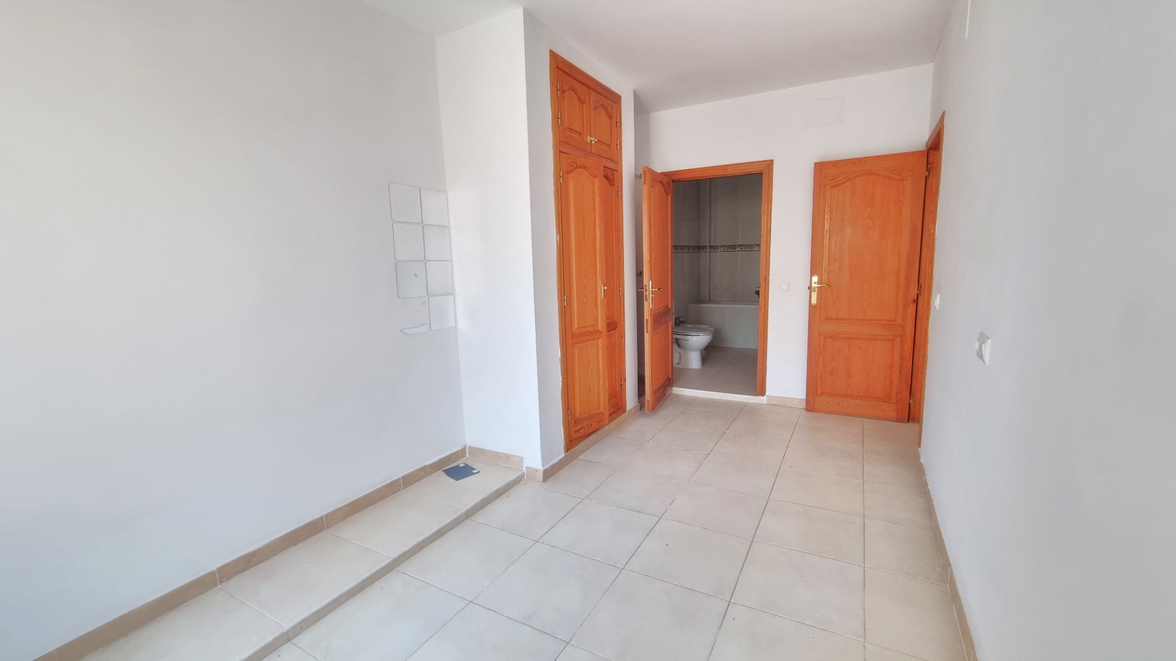 Amplio piso en venta en el centro de Ondara con gran terraza privada