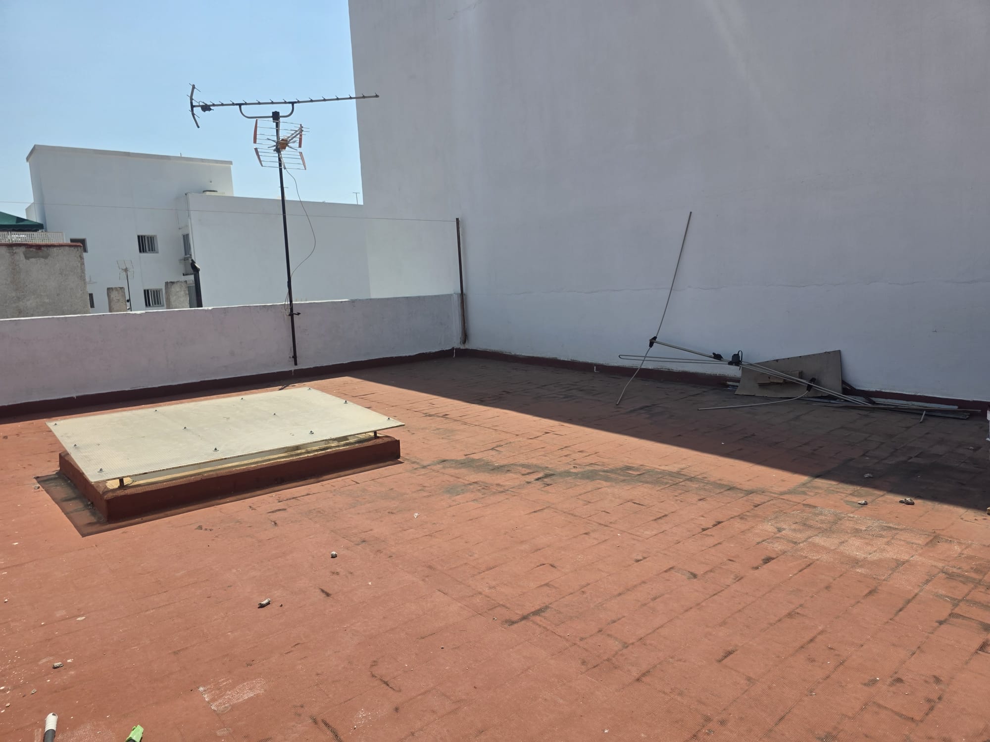 Amplio piso en venta en el centro de Ondara con gran terraza privada