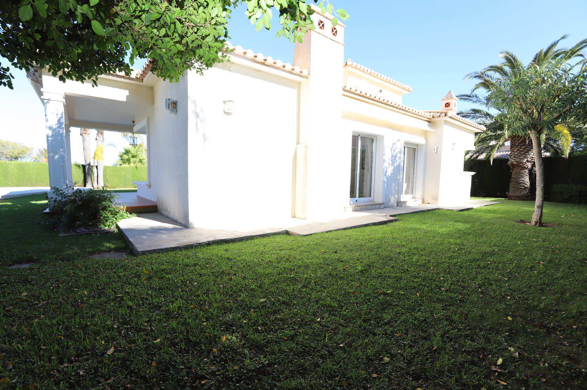 Villa zu verkaufen in Dénia