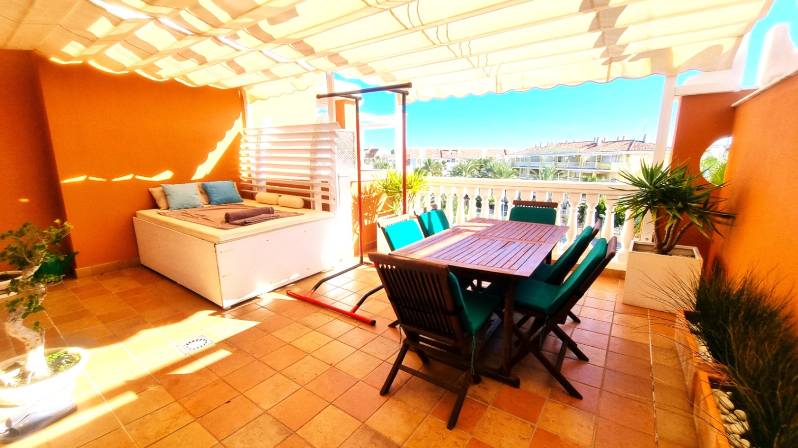Ático en venta en Dénia en primera línea de playa