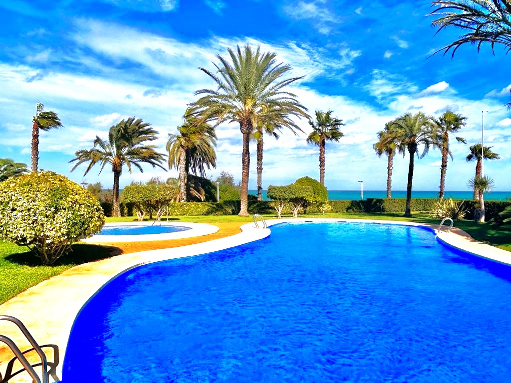 Ático en venta en Dénia en primera línea de playa