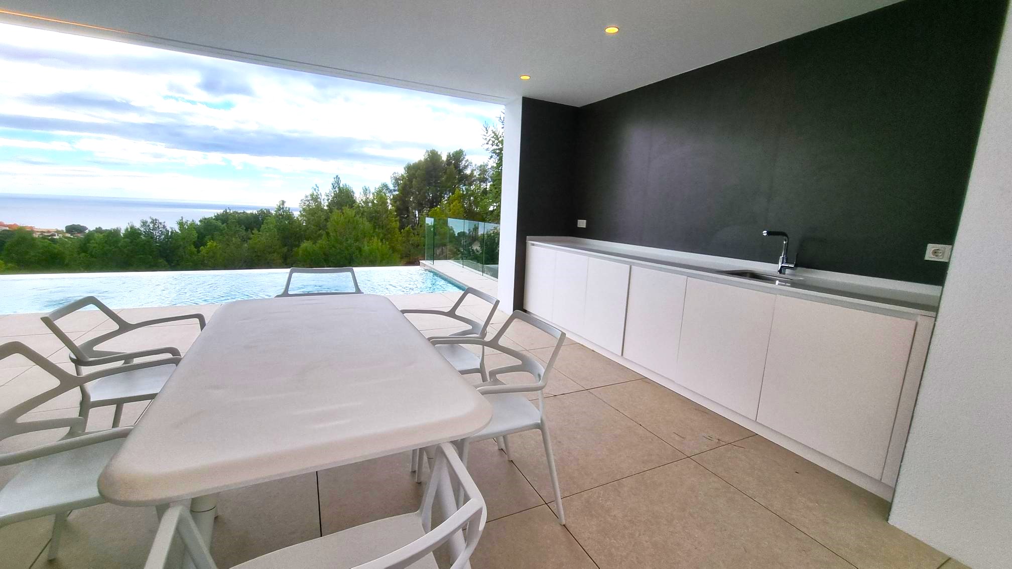 Luxury villa for sale in Altea with sea views
