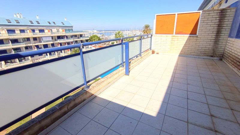Penthouse for sale in Dénia with sea views